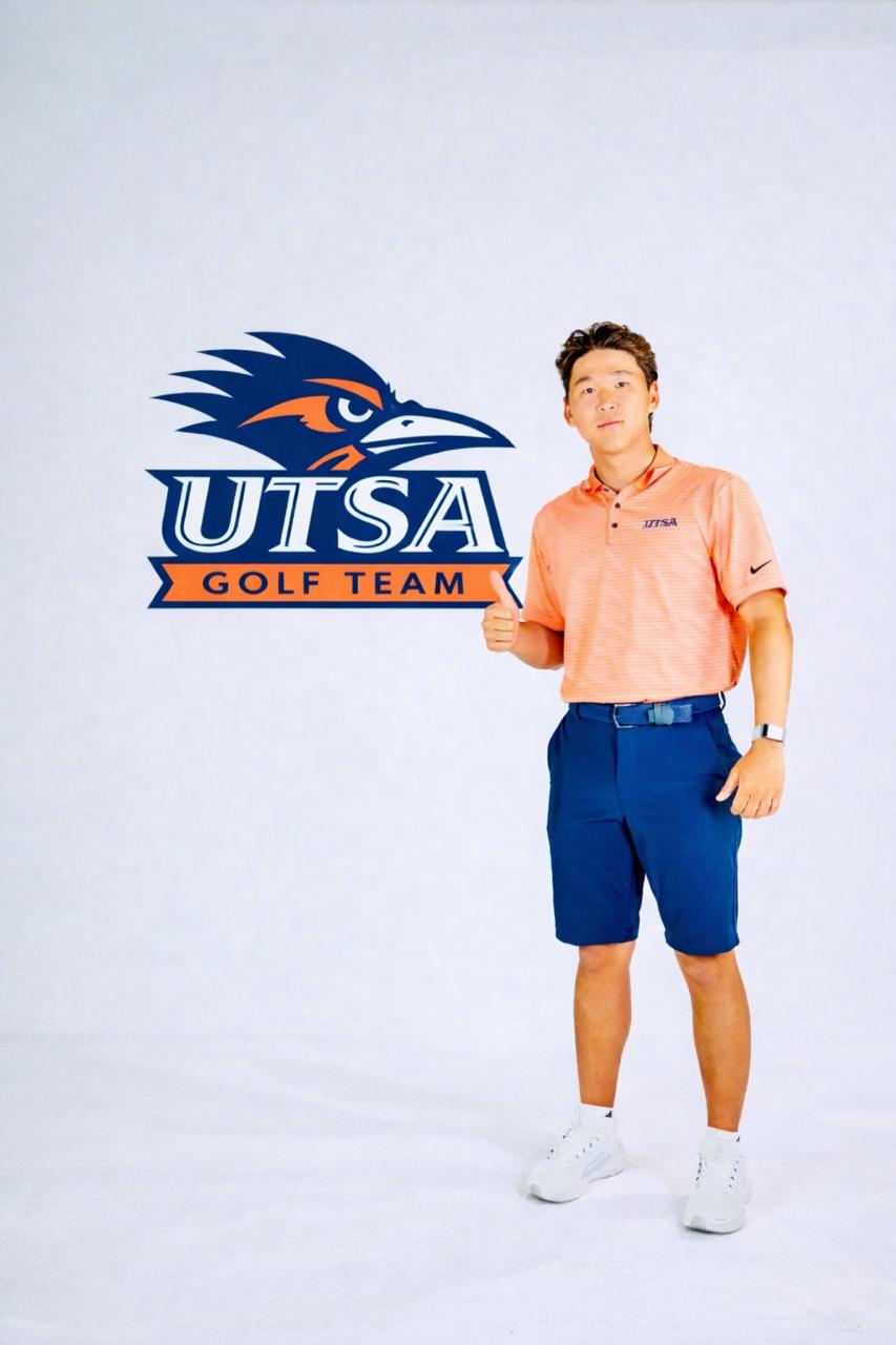 Joshua Hong during the team photo day for his freshman debut season.